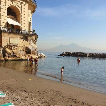 Apartments Hotel Real Suite Napoli Chiaia Mergellina Exterior foto
